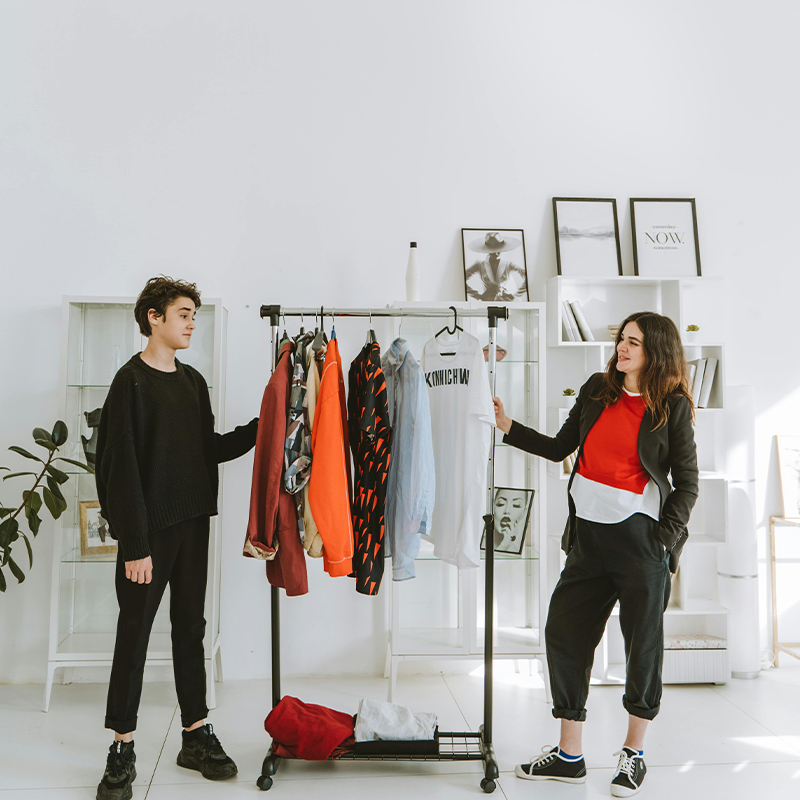 10 Must-Have Wardrobe Essentials Every Man and Woman Should Own